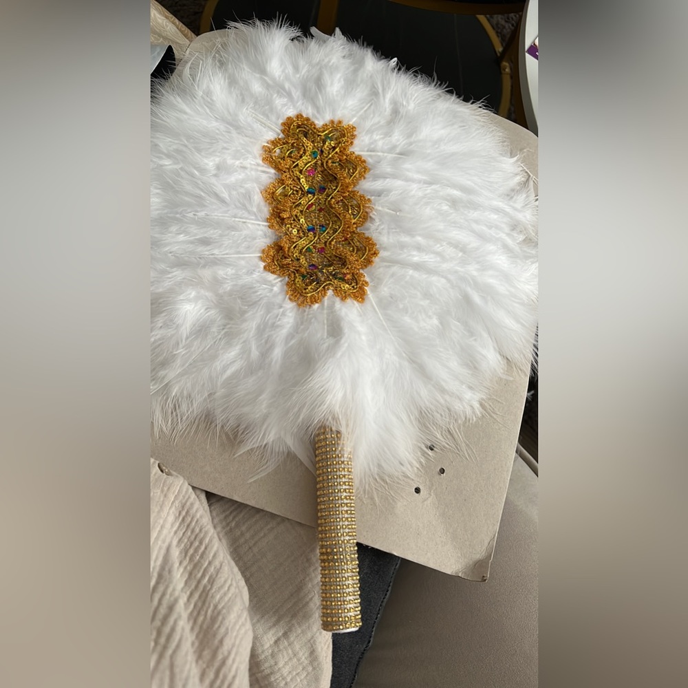 Bought multiple colors for my traditional wedding & ended up not using this one